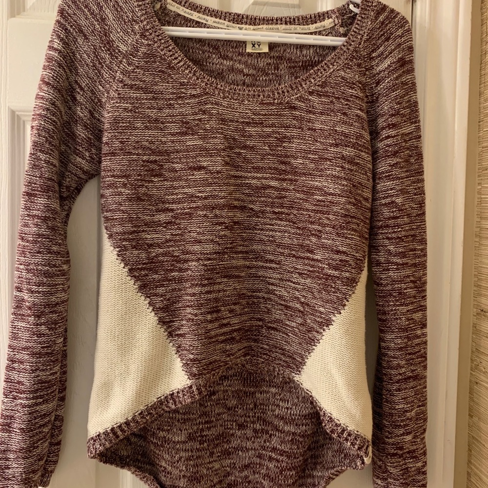 Great condition Roxy x-small sweater.